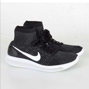 Mens Nike Lunarepic Flyknit running shoes